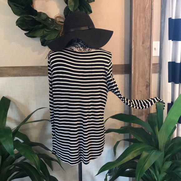 H&M Basic Black/White Striped Blouse - Picture 5 of 5